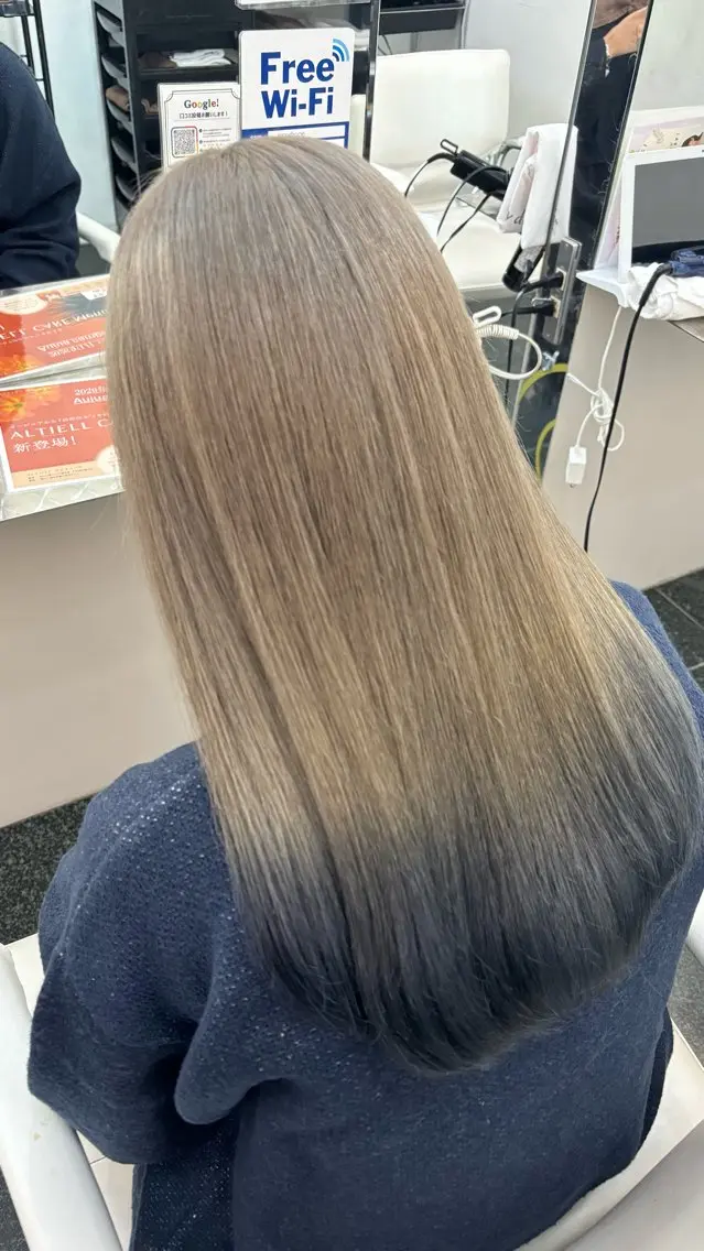ロング カラー ハイトーンカラー ヘアカラー トリートメント 🫧小林舞衣 🌙のヘアスタイル