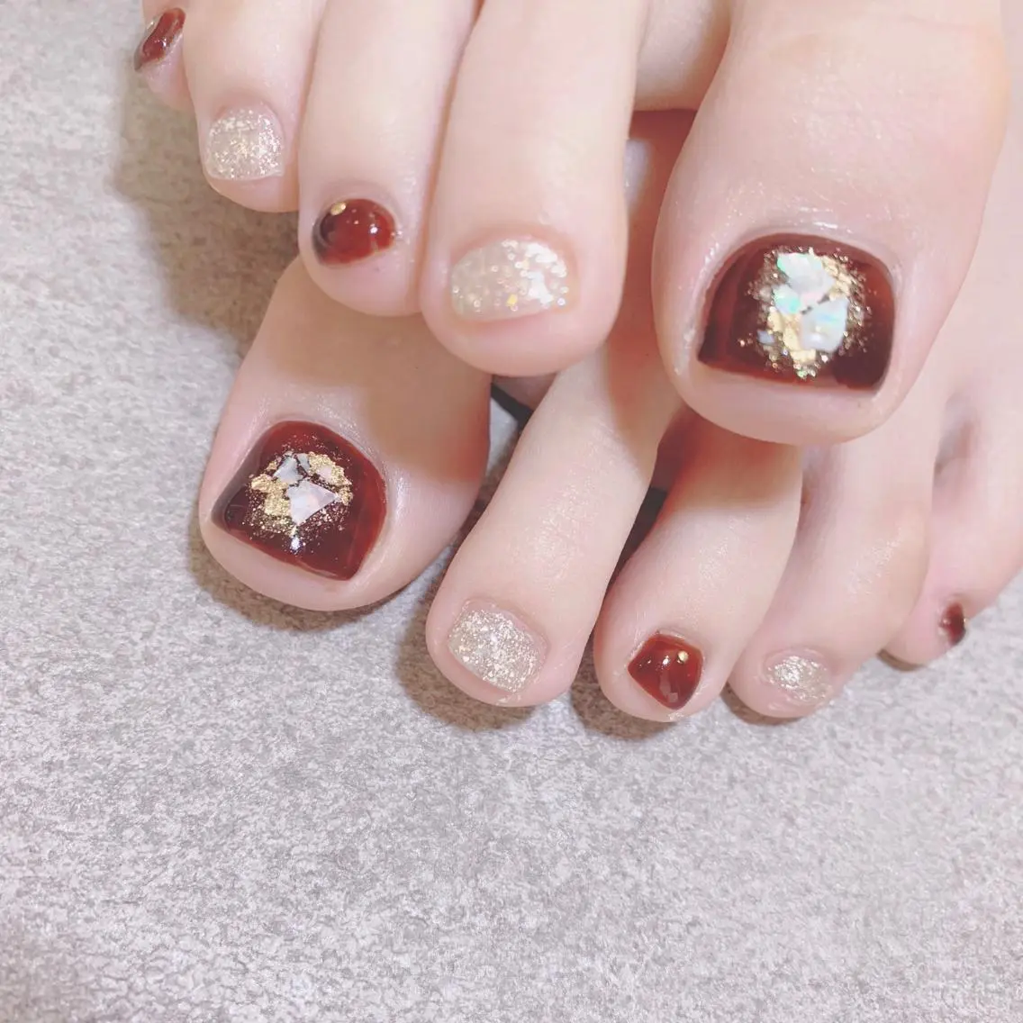 カラー ネイル フットネイル Cozy_ ilumのネイルデザイン
