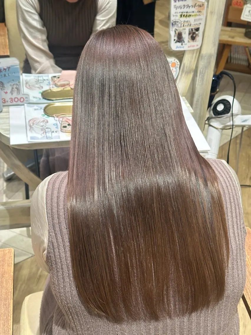 ロング カット 縮毛矯正 トリートメント 韓国風レイヤーカット 🇰🇷❕モカのヘアスタイル