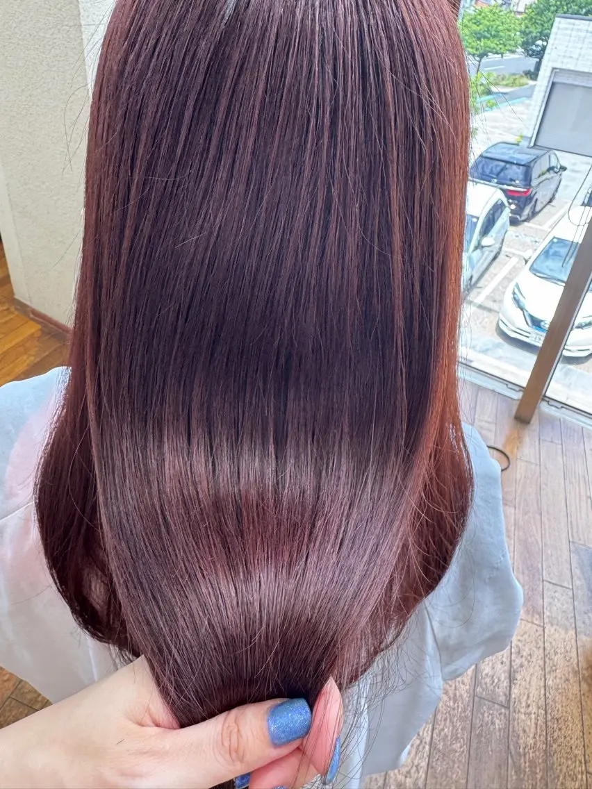 ロング カラー 小平 琳のヘアスタイル