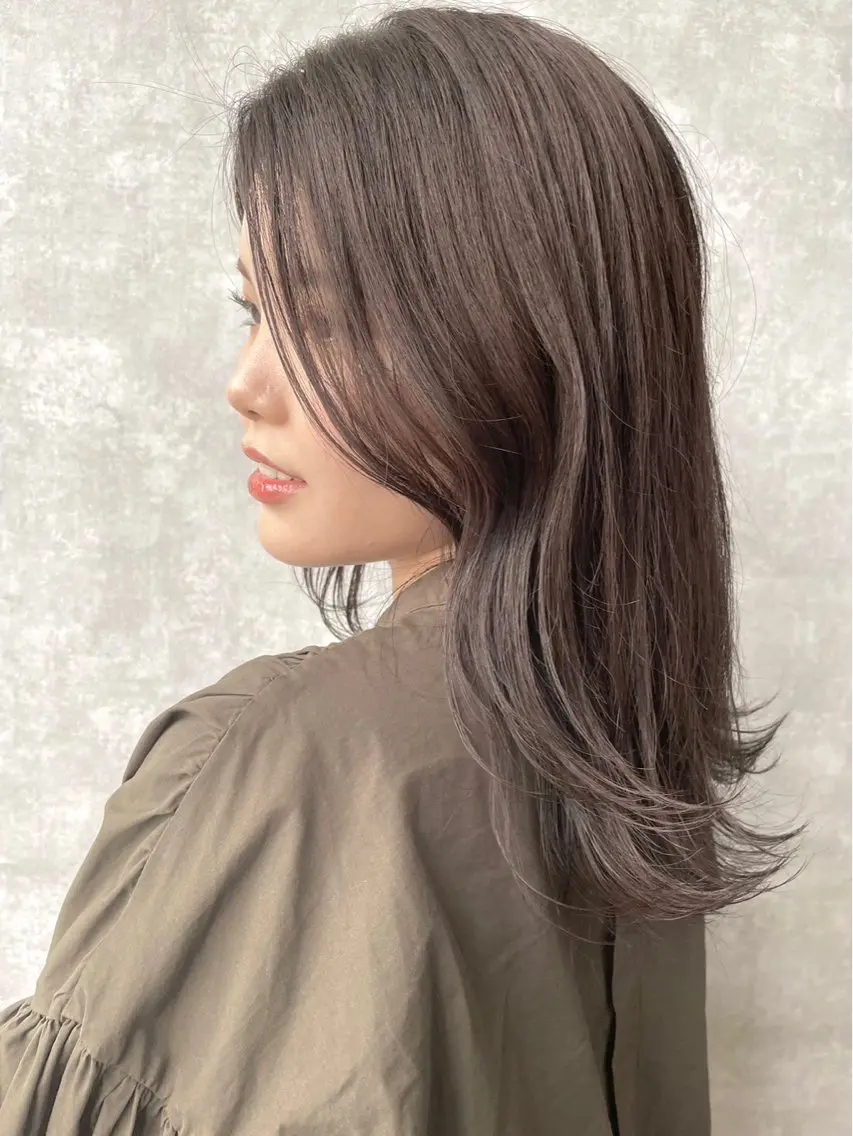 カラー ヘアカラー トリートメント 岡本 あおいのヘアスタイル