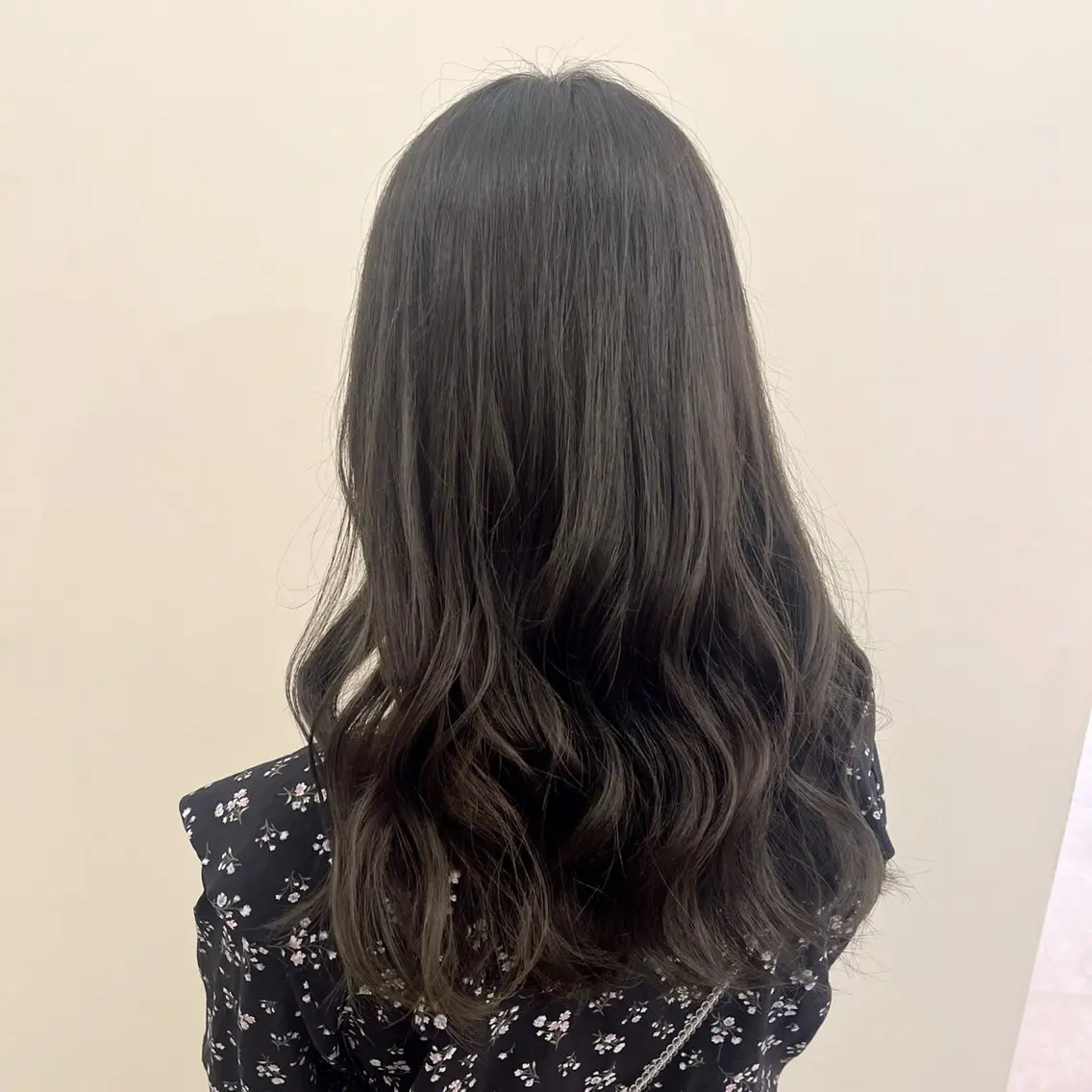 ロング カラー カット ヘアカラー ブリーチ/推しカラー moe🐰🌷のヘアスタイル