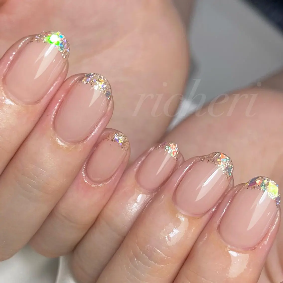 ミディアム ネイル ハンドネイル richeri beautyのネイルデザイン