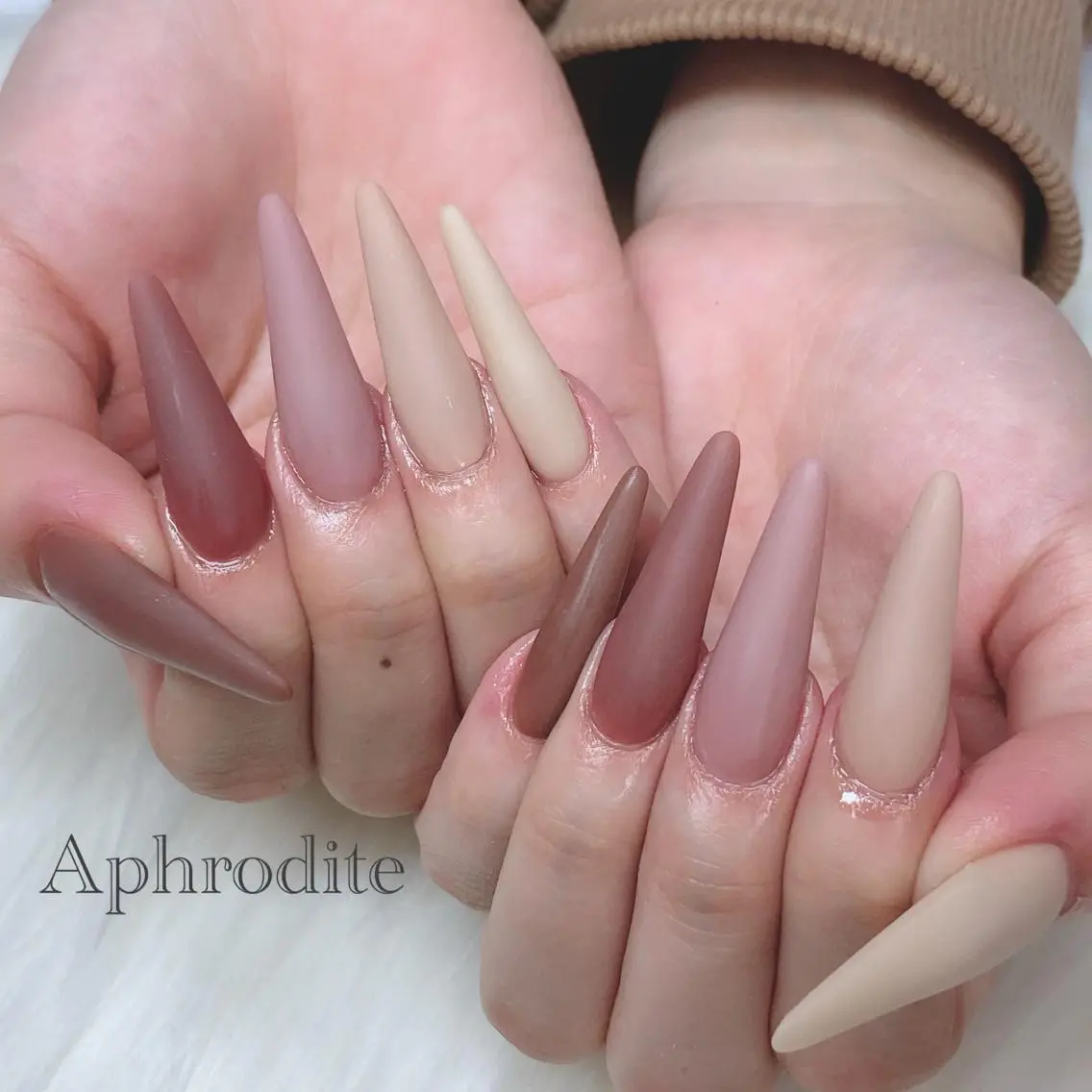 ネイル スカルプネイル Aphrodite パラジェル認定サロンのネイルデザイン