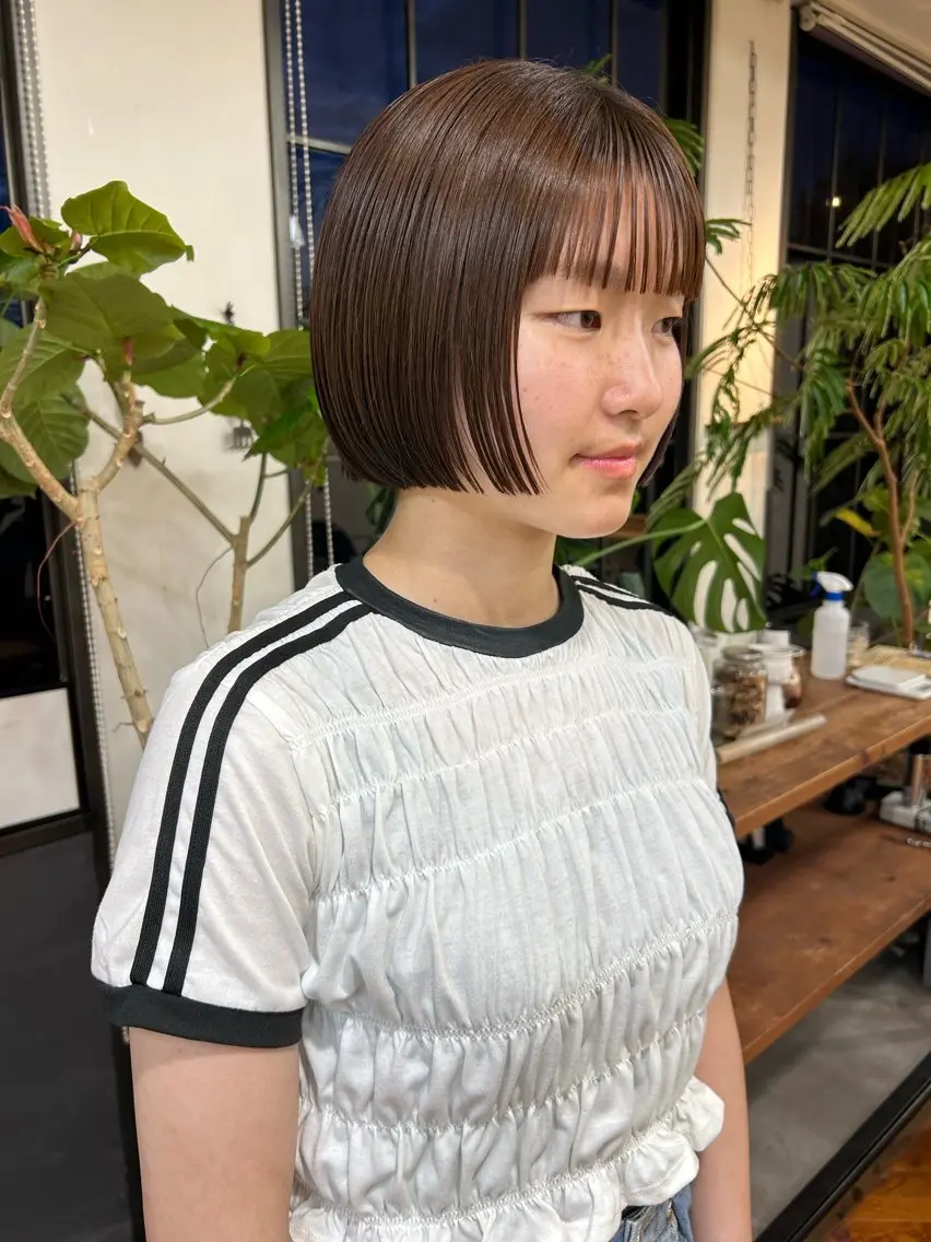 ショート ボブ SUNSUNSUN 斎藤天海のヘアスタイル