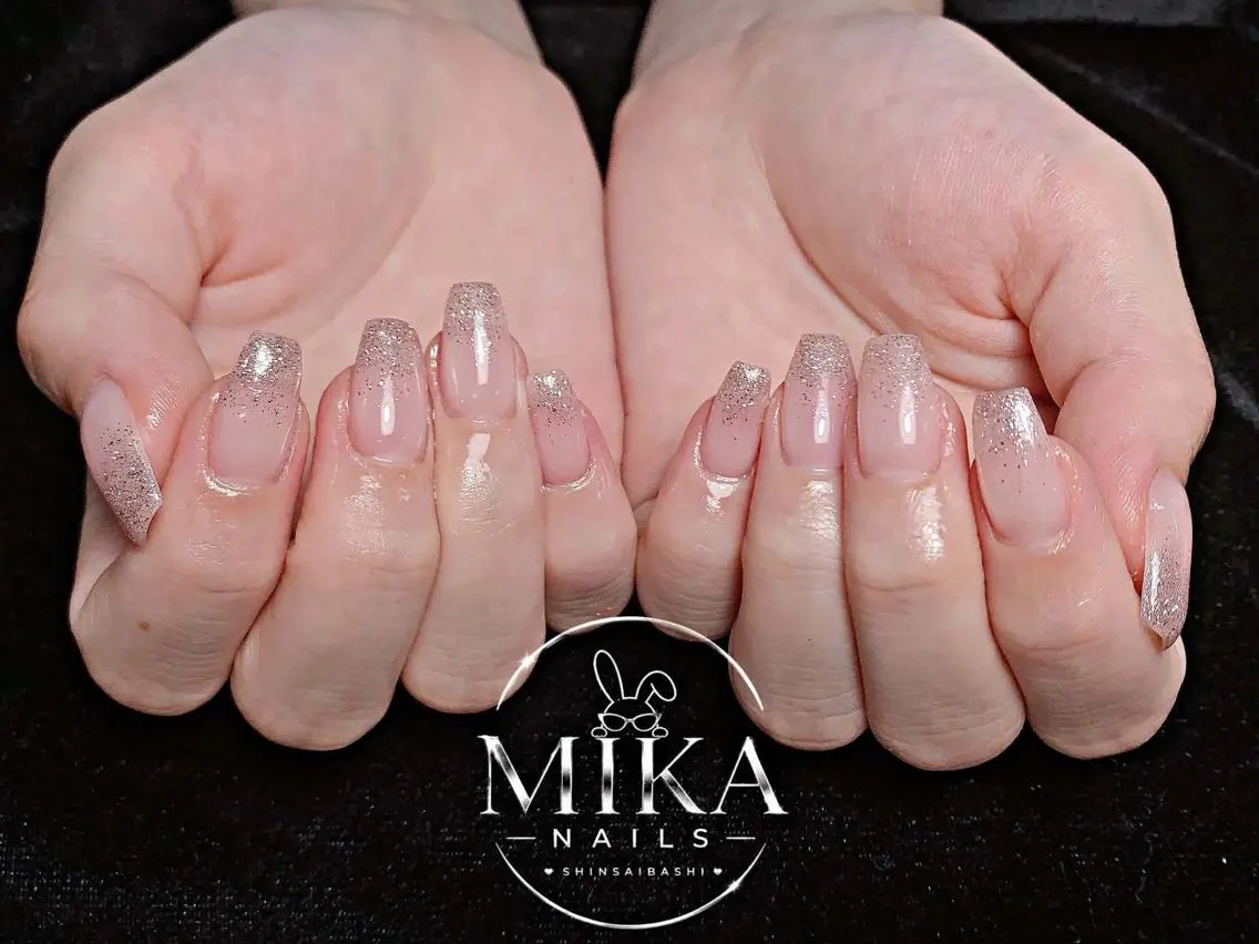 ネイル アートネイル チークネイル ドット フットネイル フレンチネイル ハンドネイル Mika Nails 心斎橋のネイルデザイン
