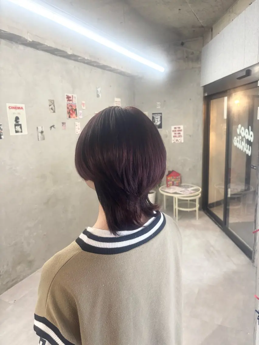 ショート カラー ブリーチ ブリーチなしカラー レッドカラー door white hideのヘアスタイル