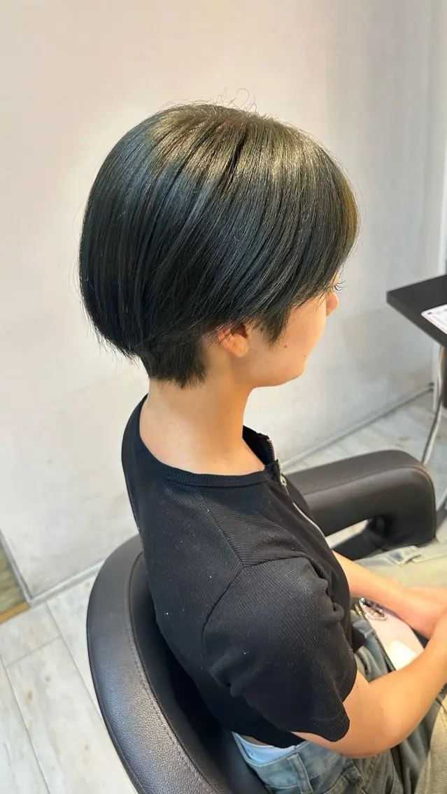 ショート 有働由良／ハイトーン ／韓国メンズヘアのヘアスタイル