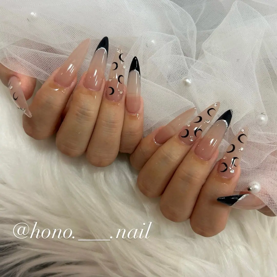 ネイル NailSalo AriuMのネイルデザイン