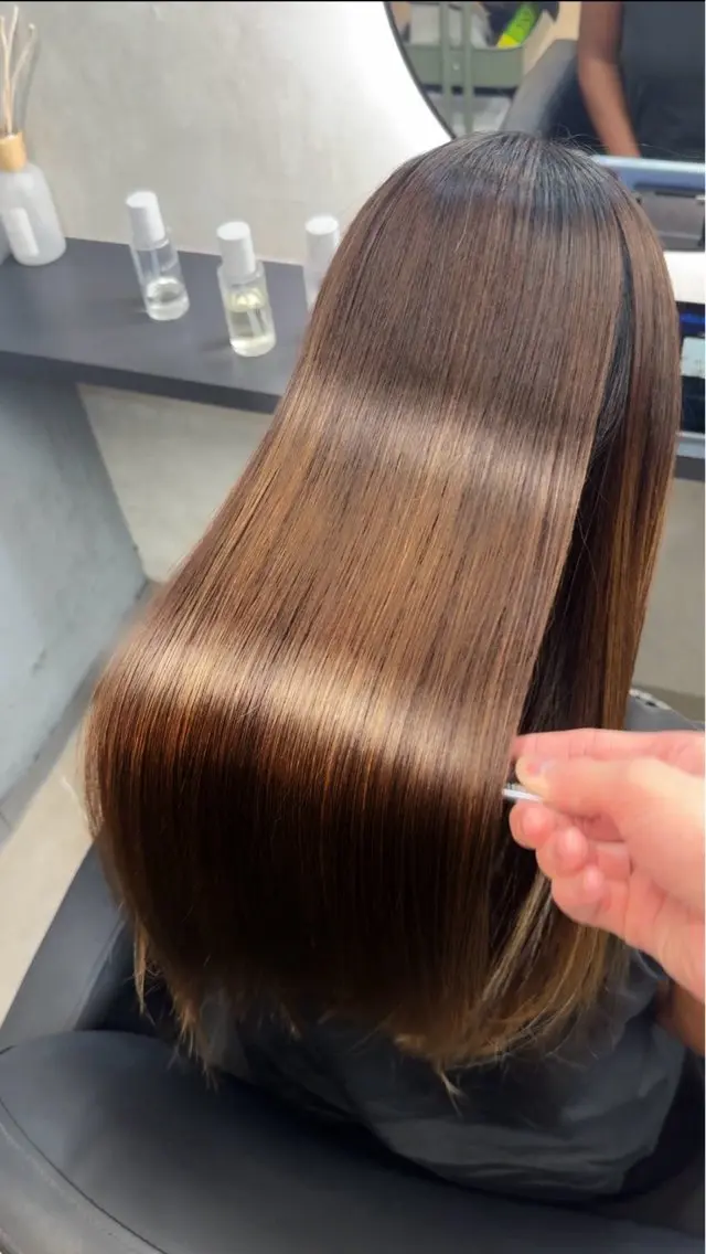 ロング カラー ヘアアレンジ カット ヘアカラー 縮毛矯正 新宿 /髪質改善/ レイヤー/ヒュウガのヘアスタイル