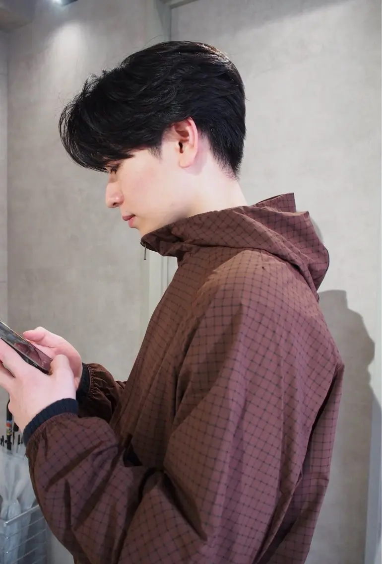 ショート メンズ 鶴巻 智樹のヘアスタイル