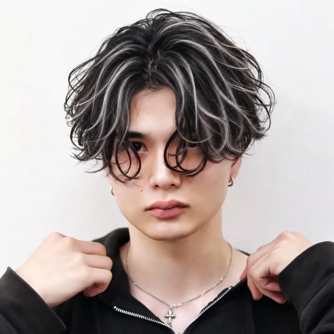 ショート カラー パーマ ヘアアレンジ メンズ メンズメッシュパーマ 😈 RIKU渋谷のヘアスタイル