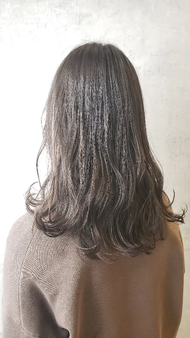 ロング レイヤーカット 🤍山岸 彩花🤍のヘアスタイル