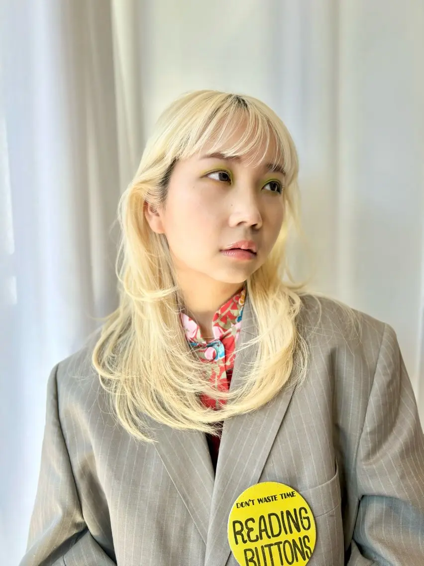 セミロング レイヤーカット 伊藤 成美のヘアスタイル