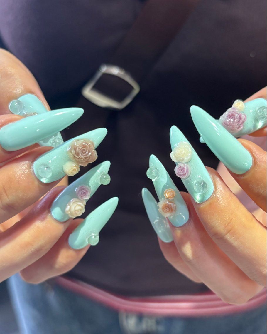 ネイル ハンドネイル 🪐富島彩夏 /海外nail🪐のネイルデザイン
