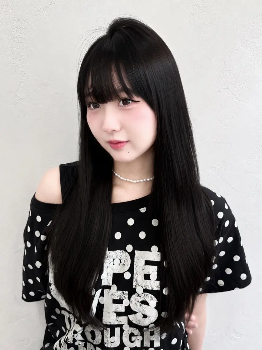 【 大人気 】🪽♡ 韓国艶髪が目指せる暗髪ワンカラー👚🩷+2つの種類からお選びいただけるトリートメント付き✨️の写真