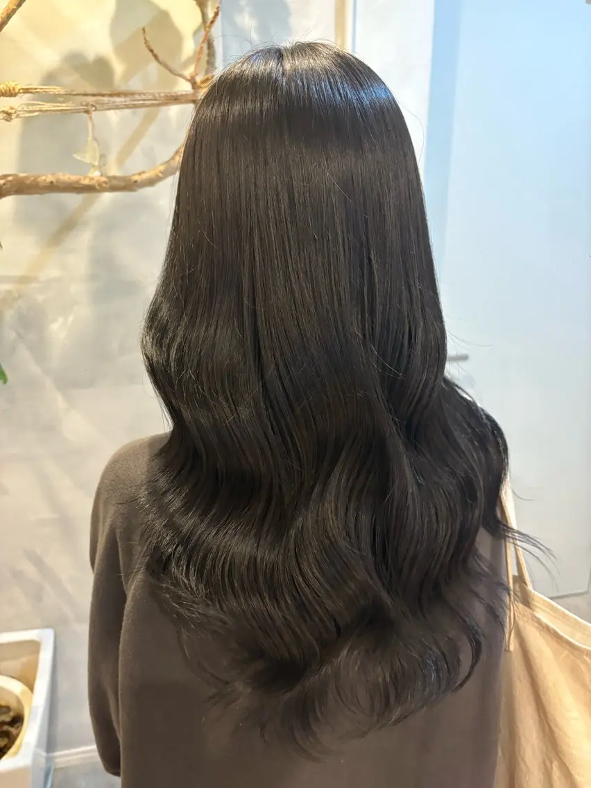 ロング カラー ヘアカラー 佐伯 美麗のヘアスタイル
