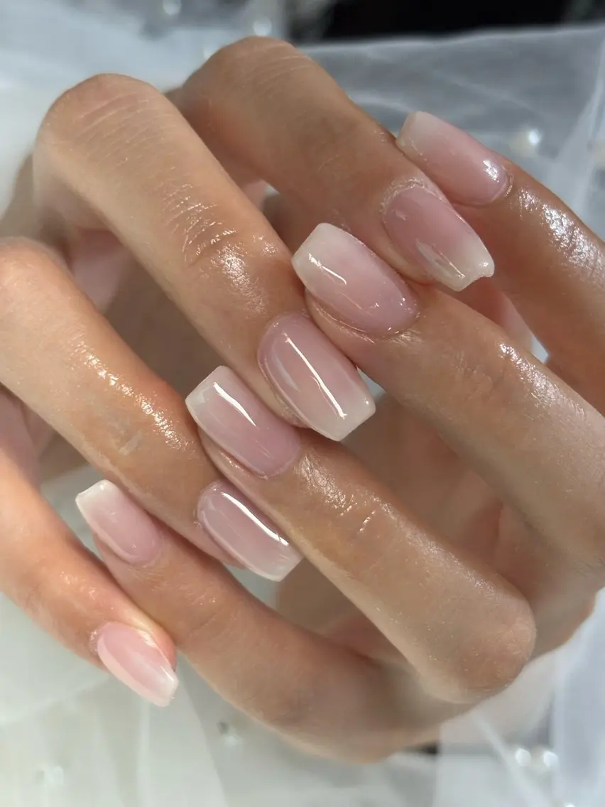 ネイル ハンドネイル フットネイル ✴︎ Delightのネイルデザイン