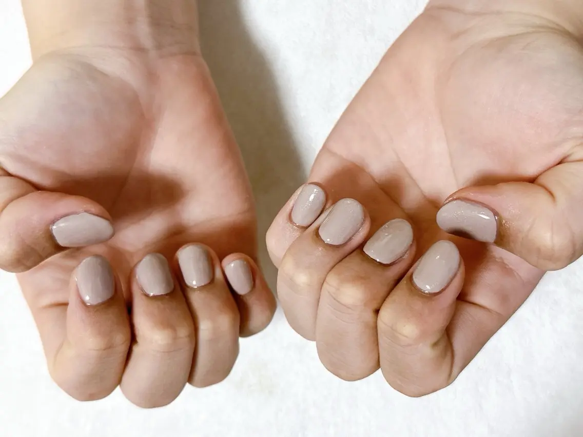 ネイル オーロラネイル フットネイル フレンチネイル ジェルネイル マグネットネイル ハンドネイル mogunail &blowのネイルデザイン