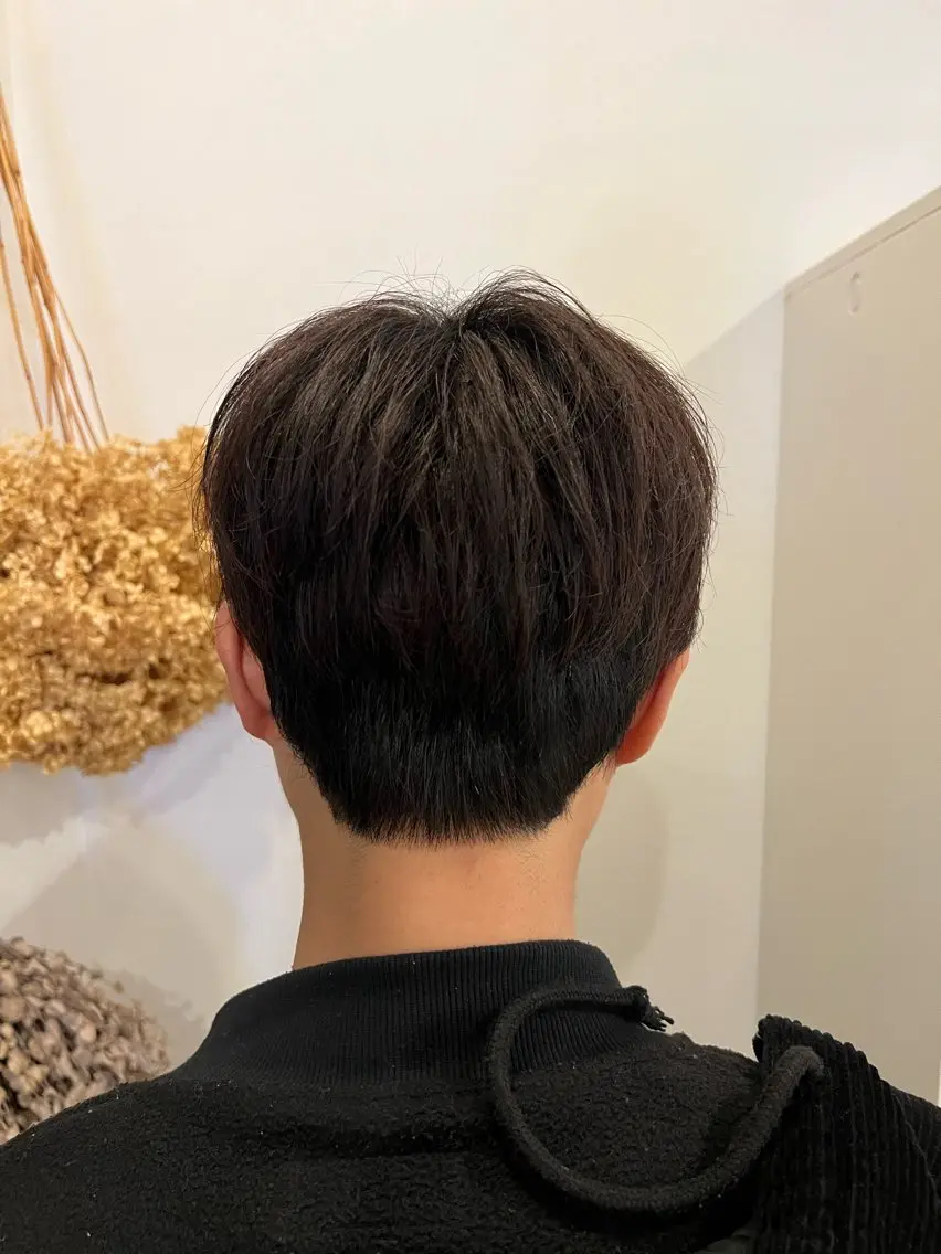 ショート カット 【本陣】カット モデル/朝岡 慧のヘアスタイル