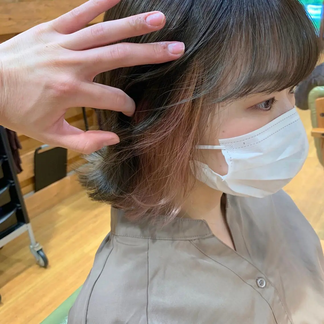 ミディアム カラー インナーカラー ヘアカラー トリートメント little 小濱彰太のヘアスタイル