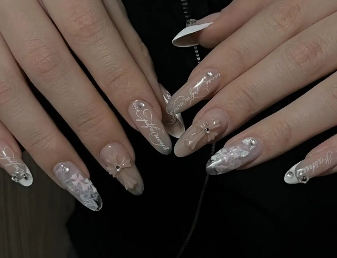 ネイル ハンドネイル エリ🫧 nail池袋東口のネイルデザイン