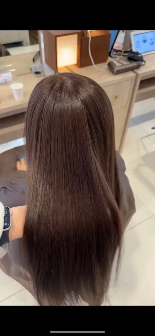 カラー ブラウンカラー ショコラブラウン 透明感カラー 阿部 萌愛のヘアスタイル