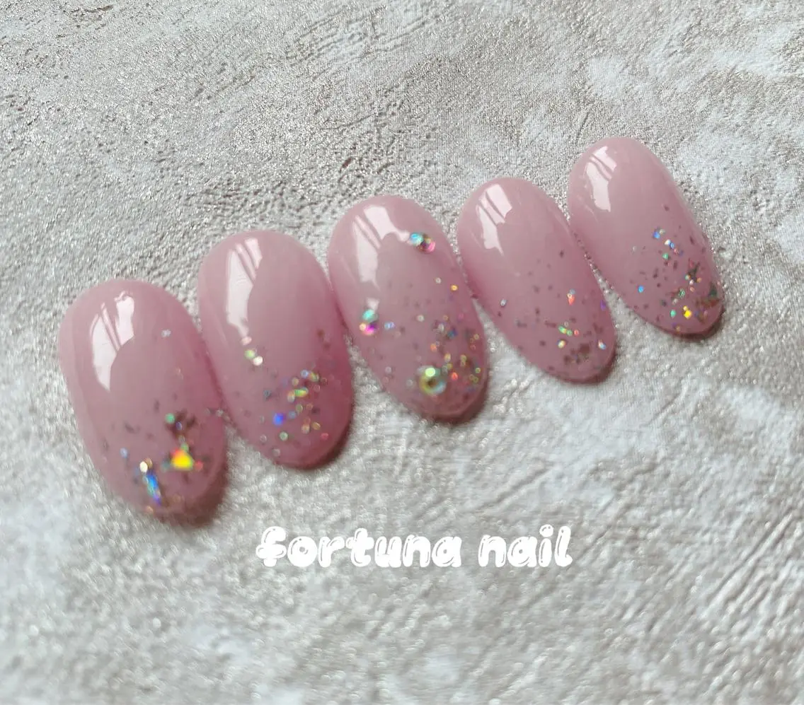 ネイル Nail •Head スパFortunaのネイルデザイン
