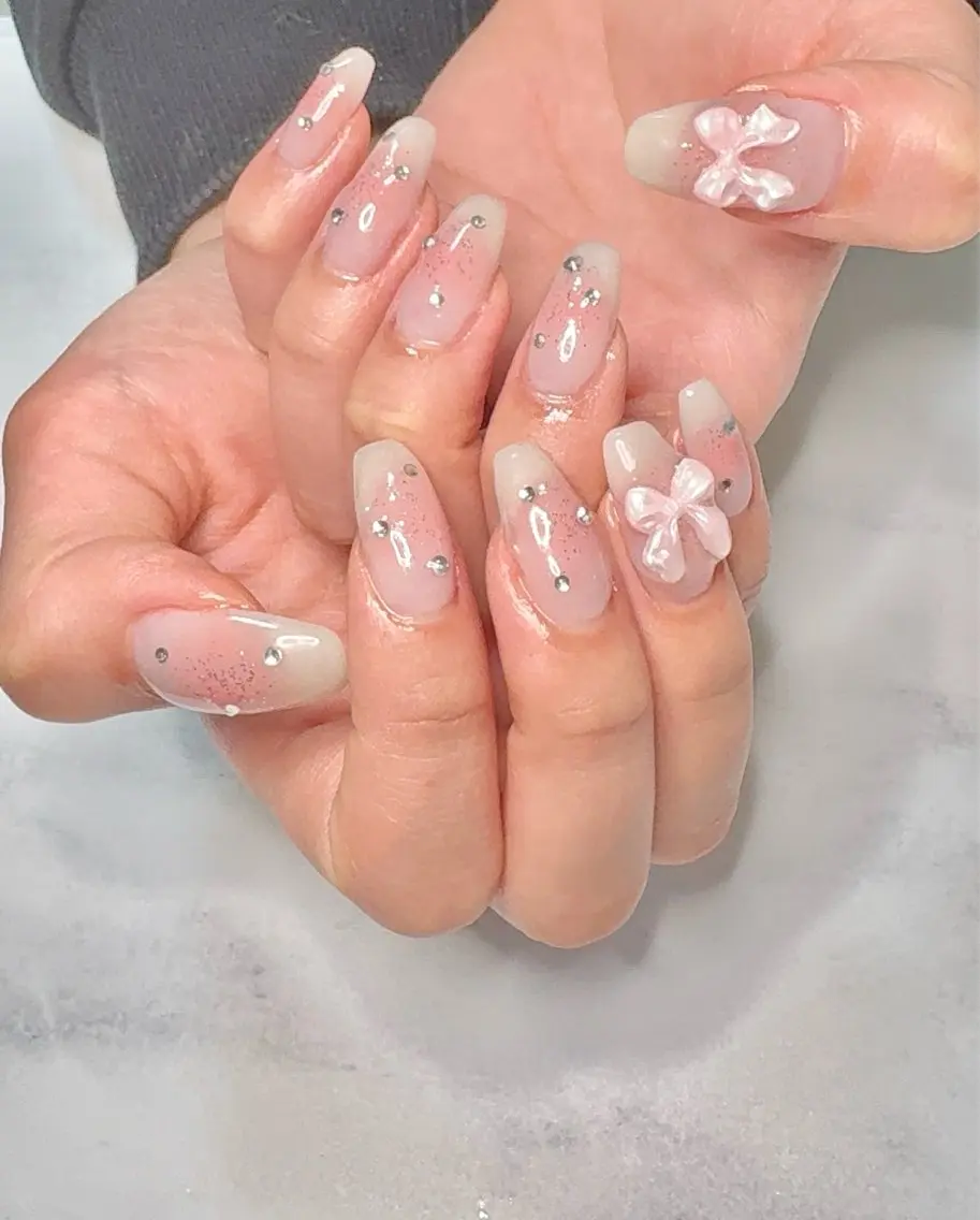 ご新規様限定✨️チークネイル🍑🎀付き✨️オフ込🤍の写真