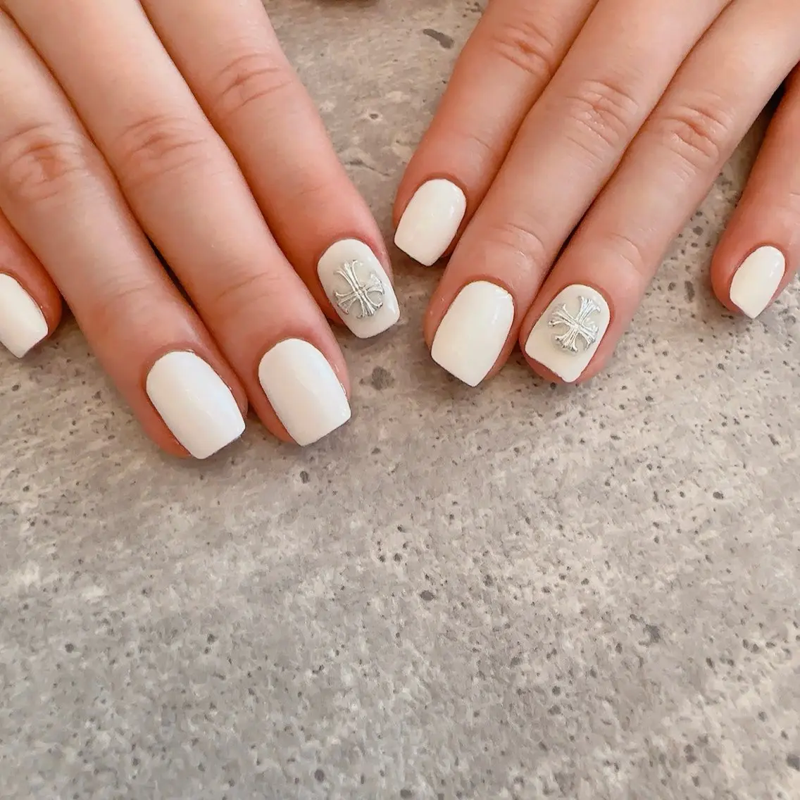 ネイル ワンカラーネイル ホワイト Bijou💎✨ Reiのネイルデザイン
