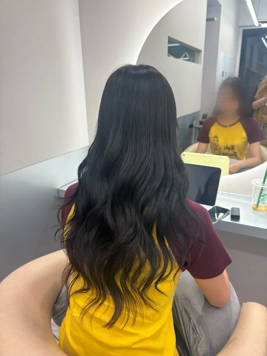 ロング ヘアカラー 🩵ワンカラー MIYU🩵のヘアスタイル