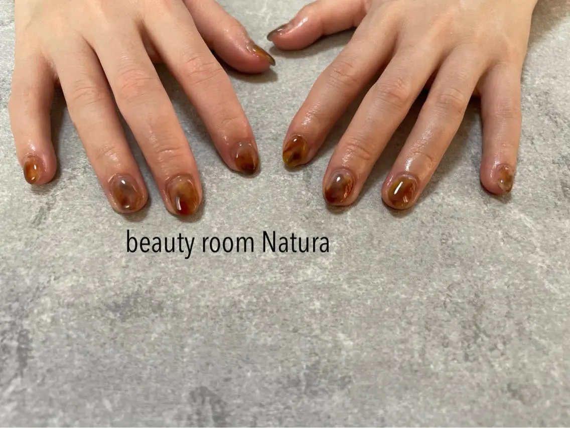 ネイル アイブロウ アートネイル beautyroom Naturaのネイルデザイン