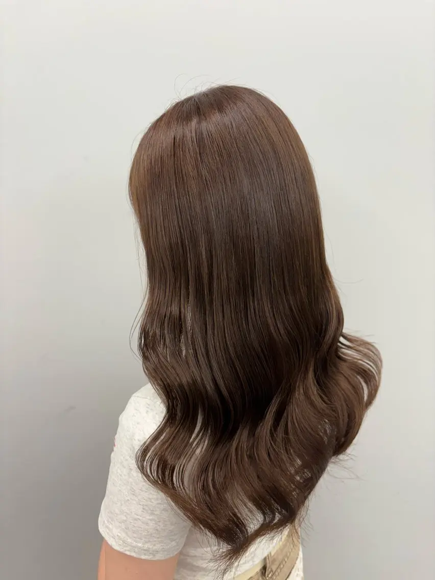 カラー タクシ マナのヘアスタイル