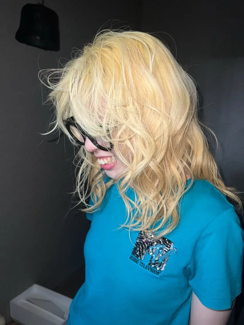 ロング カラー ヘアカラー eim AYUKAのヘアスタイル