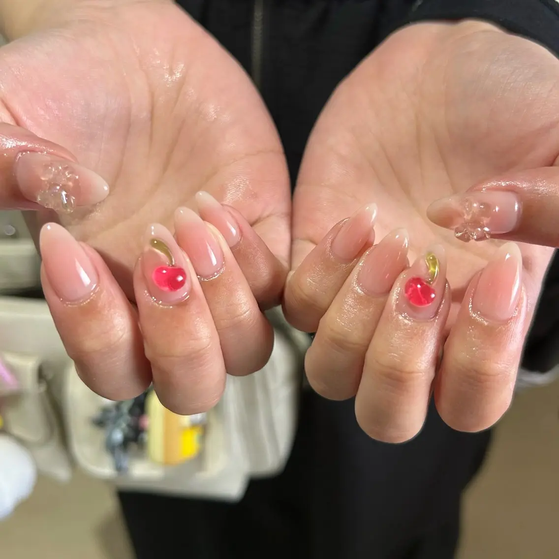 ネイル ハンドネイル パラあり！フィルイン 美フォルムのネイルデザイン