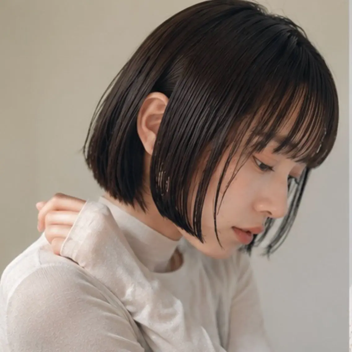 ミディアム カット ヘアカラー 縮毛矯正 カット特化 /BLUET/新宿のヘアスタイル