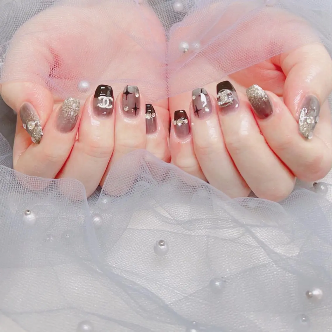 ネイル オーロラネイル フットネイル フレンチネイル ジェルネイル 韓国ネイル ハンドネイル ハンドケア 【ENサロン】 Rei🎀Nailのネイルデザイン