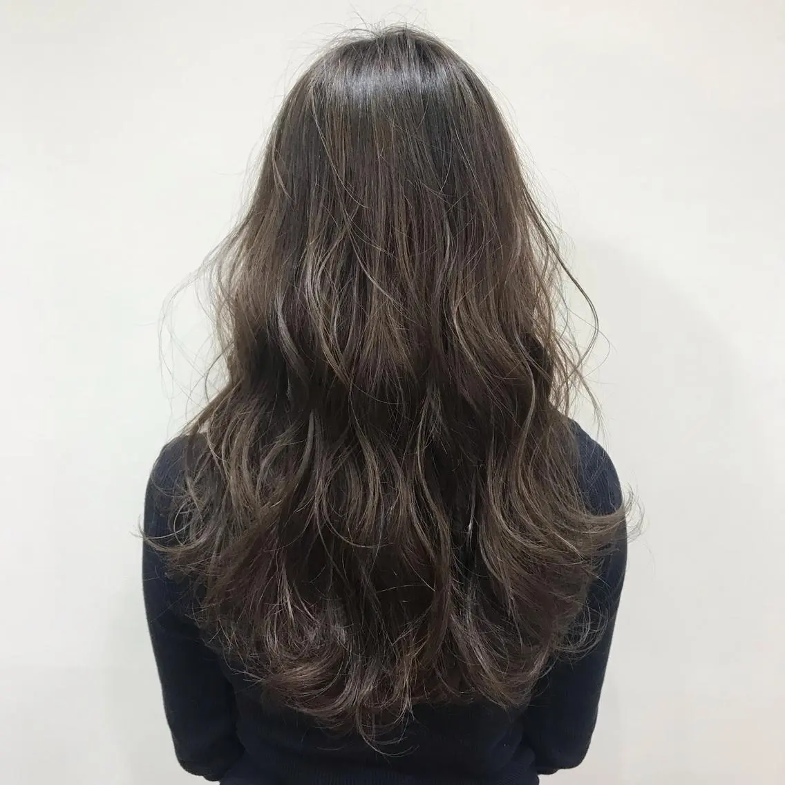 ロング 池上 みゆのヘアスタイル