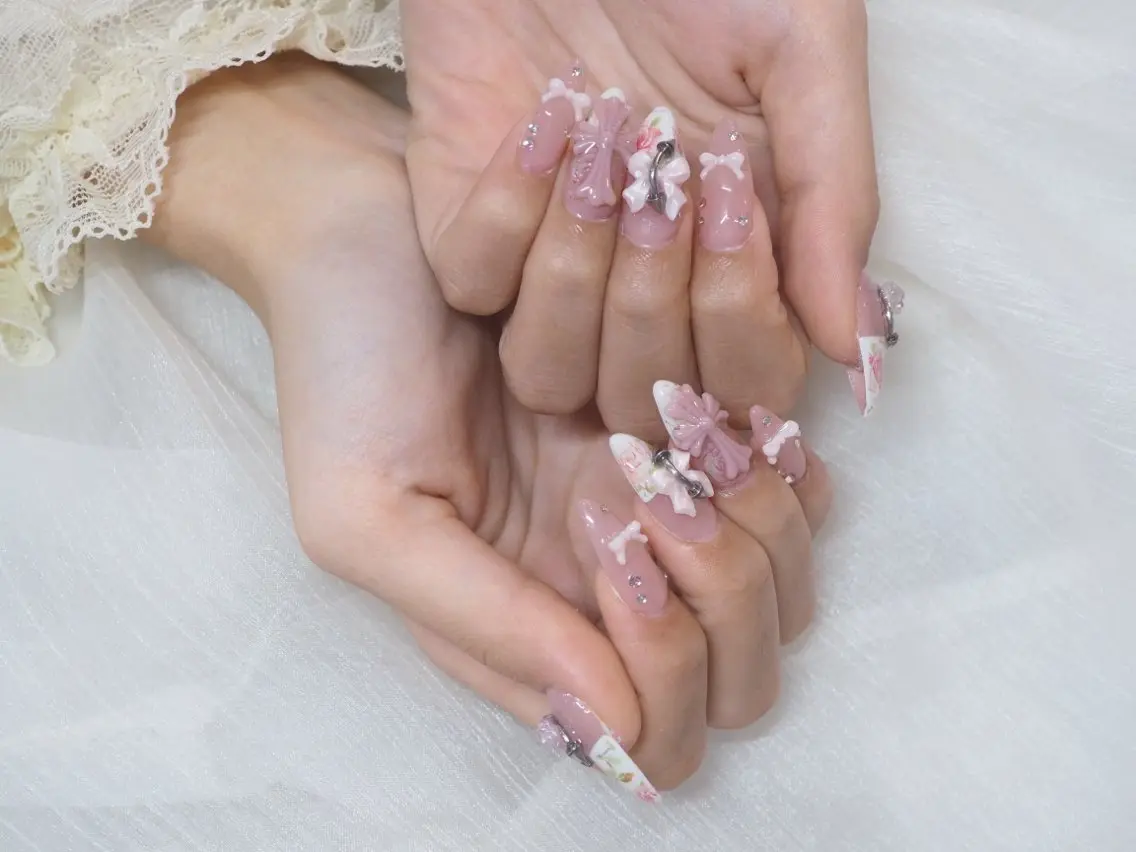 ネイル ハンドネイル LoLo nail RIOのネイルデザイン