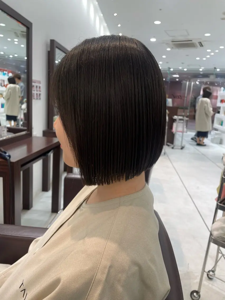 ショート 切りっぱなしボブ ボブ 【千葉駅南口歩1分】 MAKAのヘアスタイル