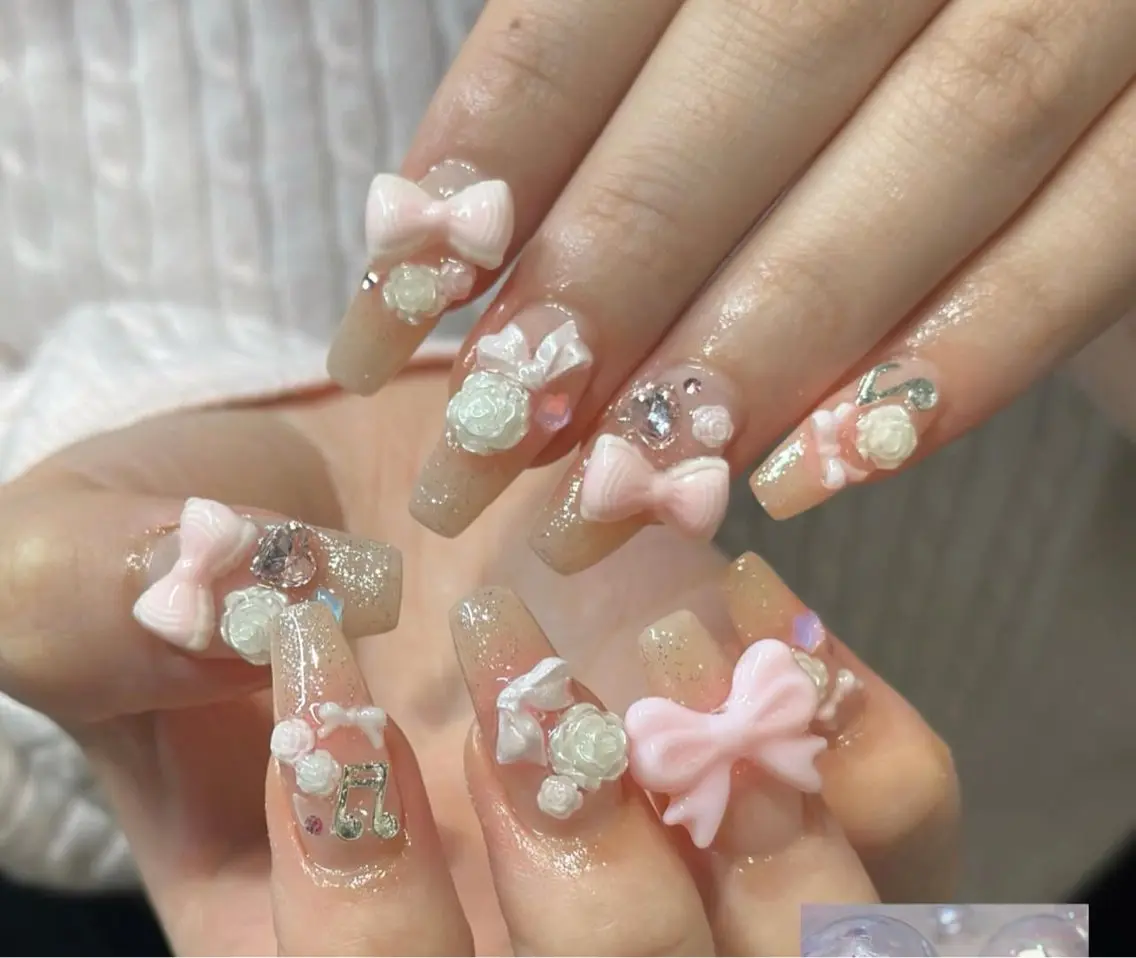 ネイル ハンドネイル NiJi Nailsのネイルデザイン