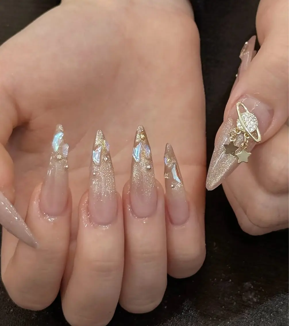 ネイル アートネイル オーロラネイル ブルー チークネイル フットネイル ハンドネイル NAILS168 新大久保店のネイルデザイン