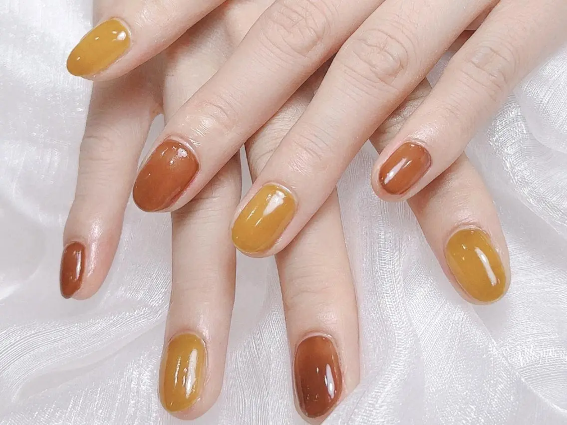 ネイル ハンドネイル Elegantトウ ショウレイのネイルデザイン
