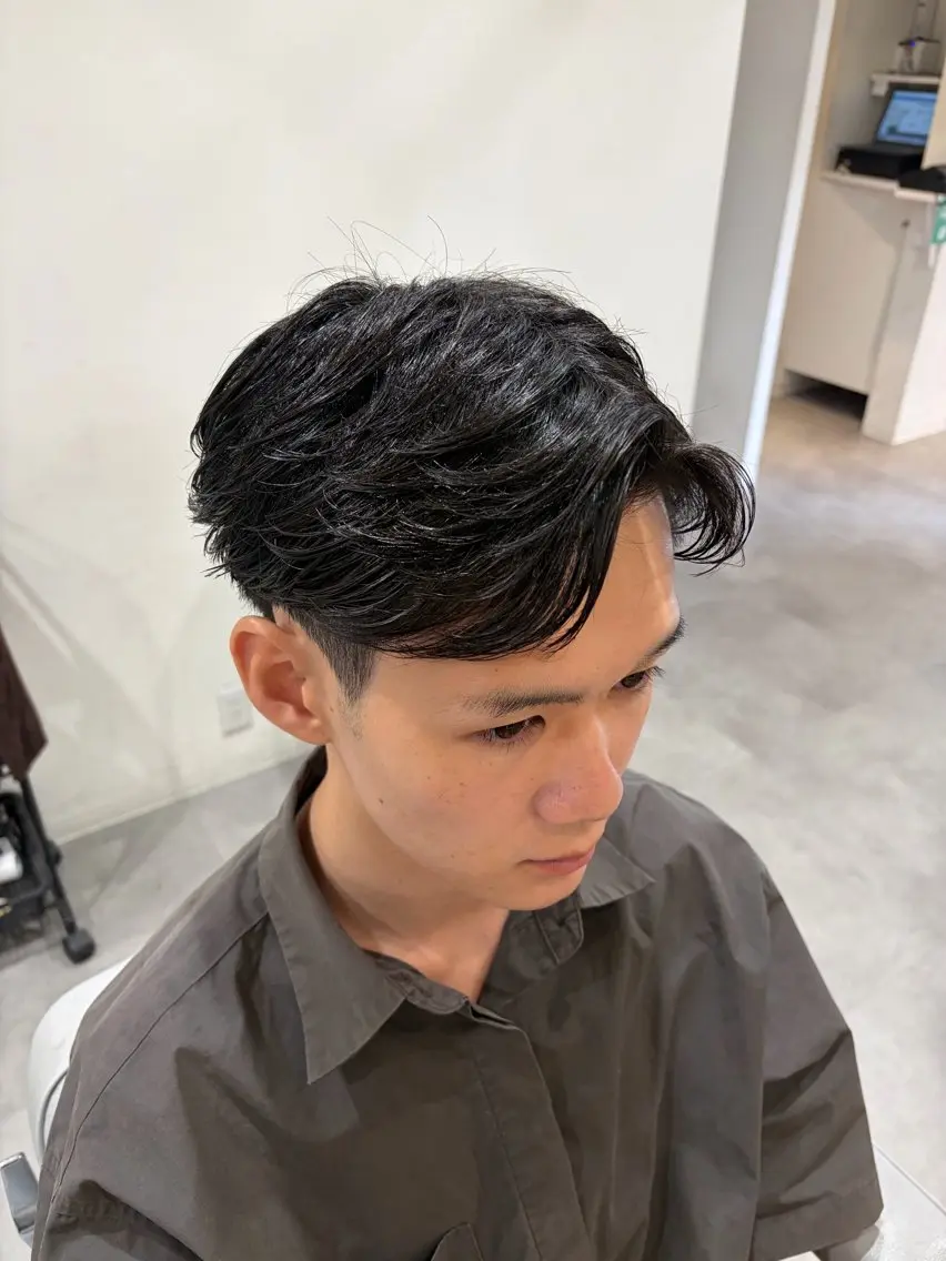 ショート メンズ ショートヘア カット メンズ特化･フェザー パーマ コウタロウのヘアスタイル