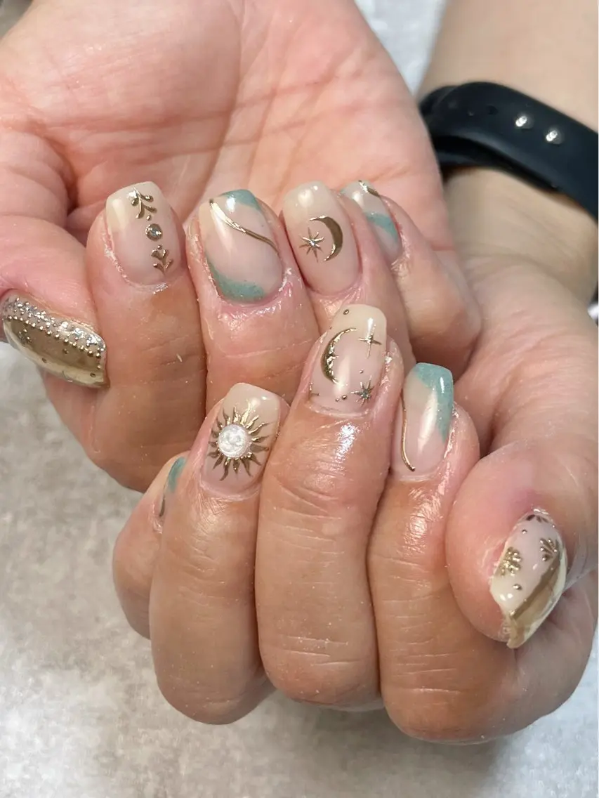 ネイル ハンドネイル FIORITURA aiのネイルデザイン