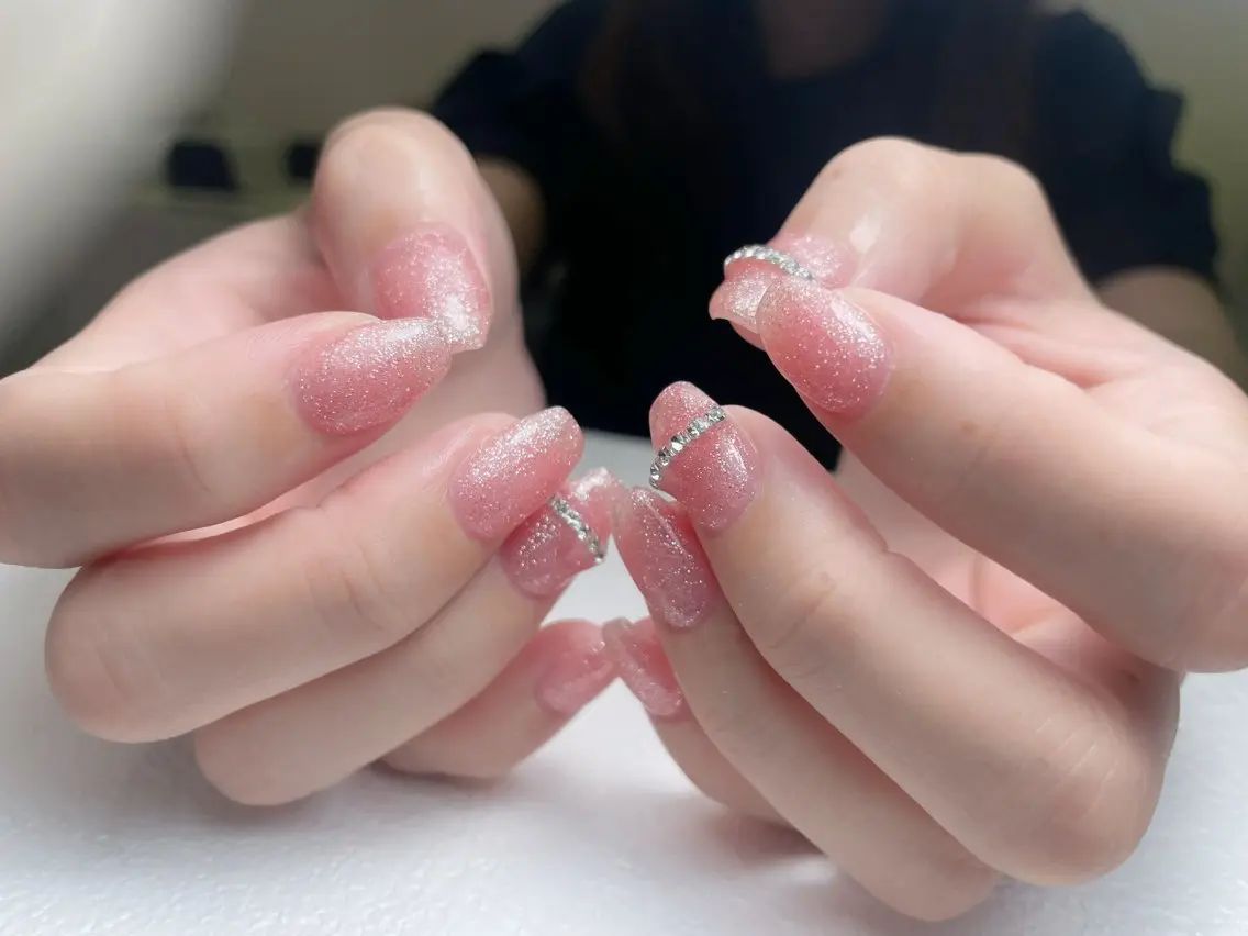 ネイル チークネイル フレンチネイル ジェルネイル ラメ(グリッター) ラメグラデーション 中野駅から2分 MEO NAILのネイルデザイン