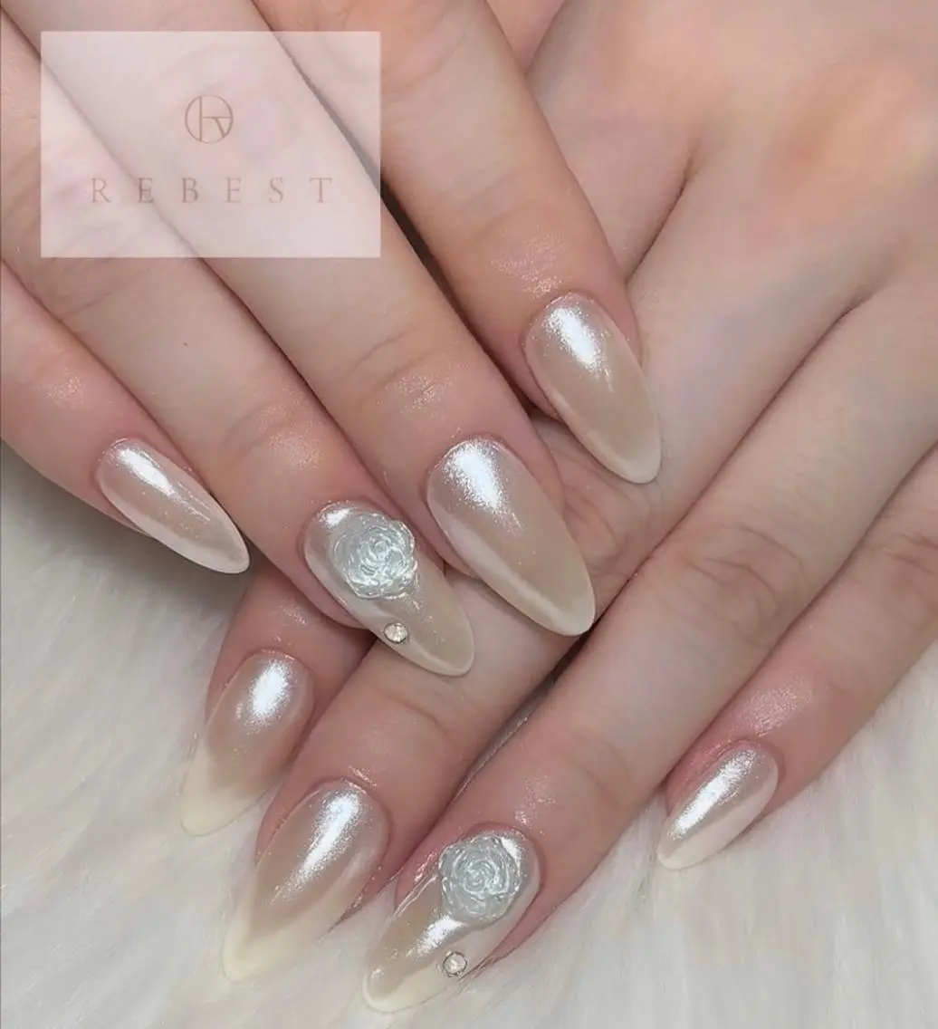 ネイル ❤️💛REBEST 京橋 nailのネイルデザイン