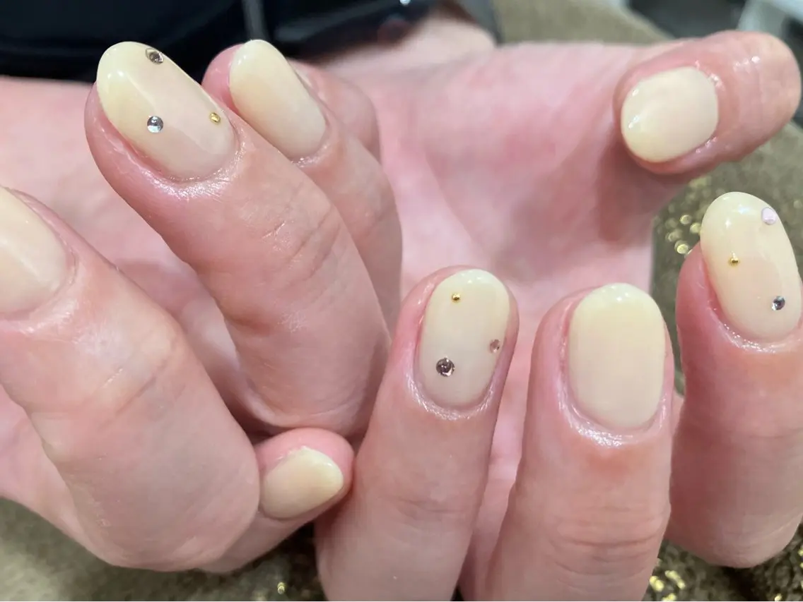 ネイル ハンドネイル Noa新越谷 Makikoのネイルデザイン