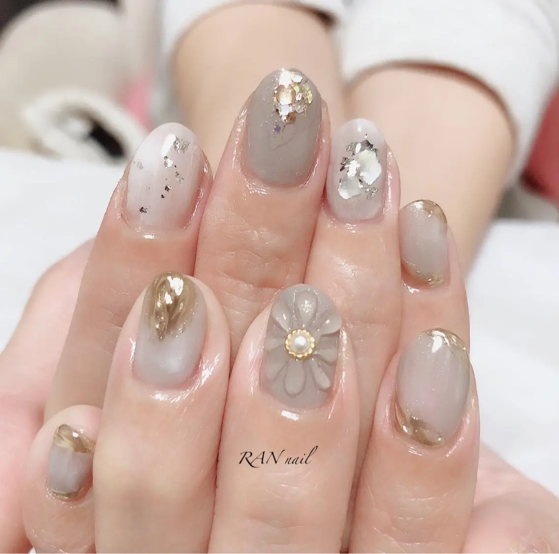 ネイル フラワーネイル キラキラネイル ミラーネイル ニュアンスネイル オフィスネイル ハンドネイル フットネイル RAN nailのネイルデザイン