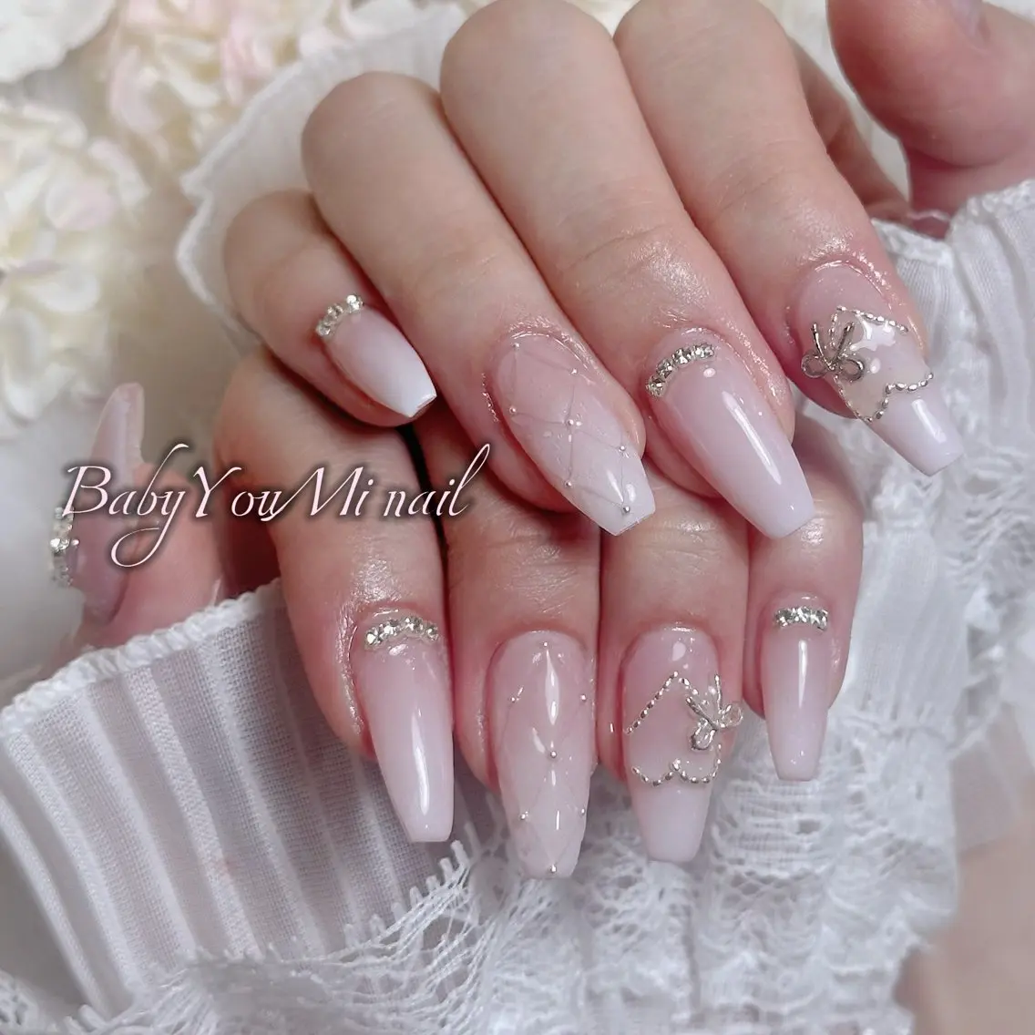 ネイル オーロラネイル チークネイル 成人式 フットネイル フレンチネイル ハンドネイル BabyYouMi nailのネイルデザイン